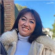 Cualquier edad y a cualquier persona que quiera aprender italiano.